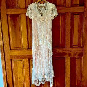Beautiful vintage late 1980’s dress size 14 Country Elegoby Suzanne Lane